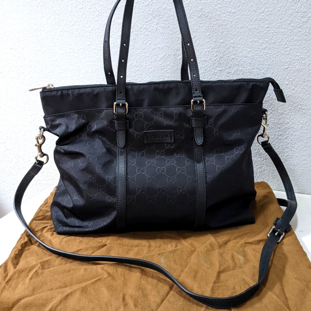 Gucci monogram handbag